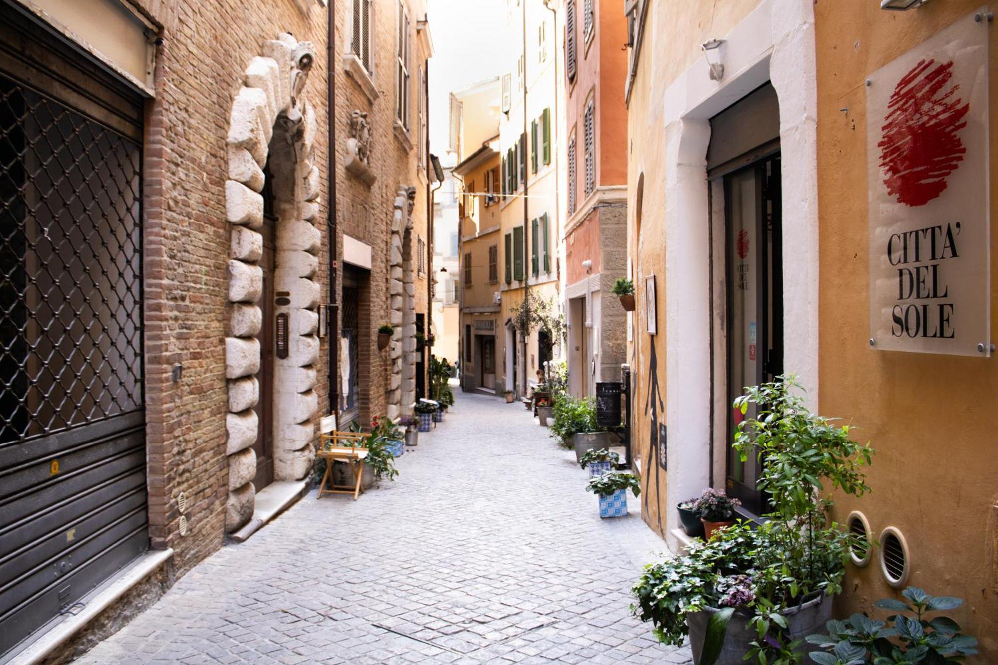 Apartamento Palazzo Tancredi Ancona Exterior foto